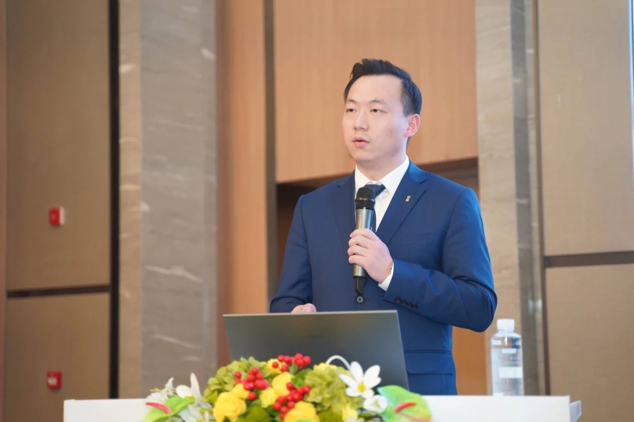 83367c33f13afa2df77425449b2c2d66.jpg 83367c33f13afa2df77425449b2c2d66.jpg